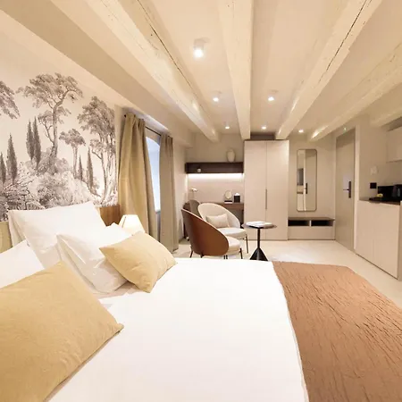 Lägenhet Velut Bokun *